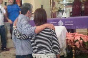 Alfredo Ramos visitó a la Divina Pastora para agradecerle por su liberación (foto)