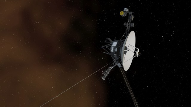 NAS01. (ESPACIO), 12/09/2013.- Fotografía sin fechar cedida por la NASA el 12 de septiembre de 2013 que muestra la nave espacial de la NASA VOyager 1 entrando en el espacio interestelar. La Voyager 1 es actualmente el objeto hecho por el hombre más alejado de la Tierra, viajando a una velocidad relativa de la Tierra y el Sol más rápido que ninguna otra sonda espacial. EFE/John. S. Howard / Nasa/Jpl-Calte *** SÓLO USO EDITORIAL ***