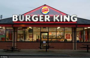 Un cliente negro es identificado como “macaco” en un Burger King