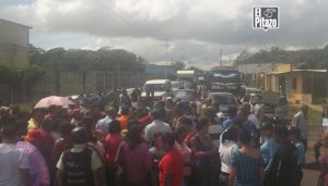 Segundo día de protesta en Tucupita por el bono del Niño Jesús #20Dic (foto)