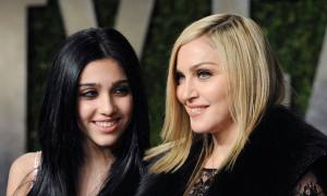 Indignación en Instagram por las axilas “peluditas” de la hija de Madonna (FOTO)