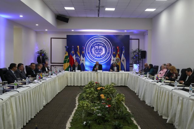 A general view of the meeting between members of Venezuela's government and the opposition coalition in Santo Domingo, Dominican Republic January 30, 2018. REUTERS/Ricardo Rojas