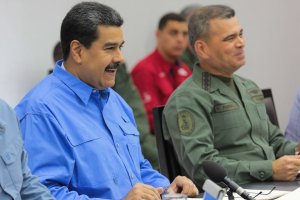 Maduro vuelve a denunciar a Santos y dice que detuvo los insumos para la diálisis que venían al país