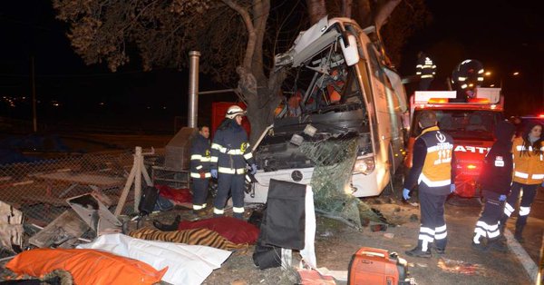 Once muertos y 46 heridos en un accidente de autobús en Turquía