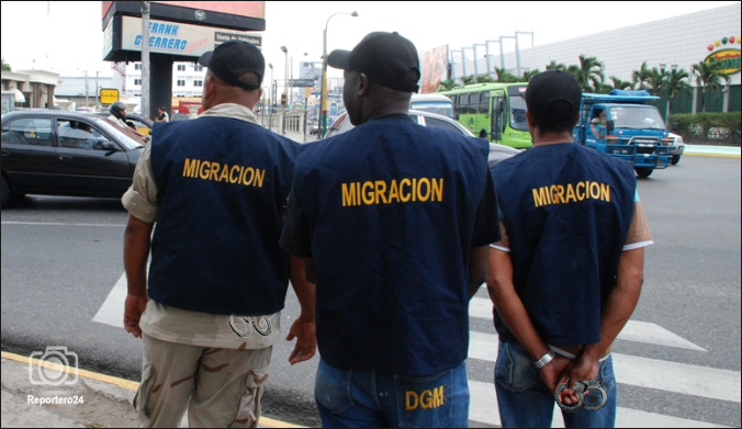 Dominicana devuelve a Venezuela al grupo de peloteros retenidos en aeropuerto