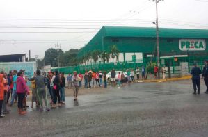 Barquisimetanos protestan por falta de comida #8Ene