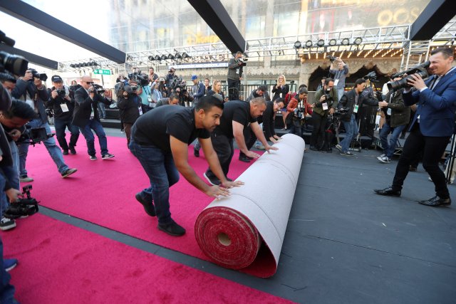 The red carpet is rolled out in preparation for the Oscars in Hollywood, Los Angeles, California, U.S. February 28, 2018. REUTERS/Lucy Nicholson