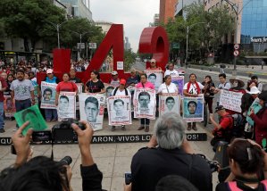 Juez mexicano ordena investigar responsabilidad de funcionarios en caso Ayotzinapa