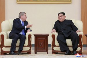 El COI dice a Kim Jong-un que trabajará por participación norcoreana en JJOO