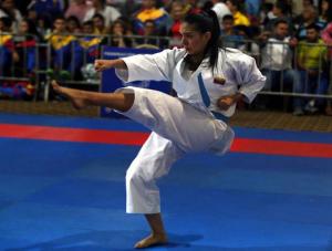 Andrea Armada se proclamó campeona nacional de Karate Do