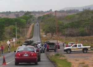 En Bolívar, indígenas trancaron la Troncal 10 por desaparición de dos compañeros