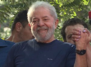 Justicia brasileña rechaza último recurso de Lula en segunda instancia