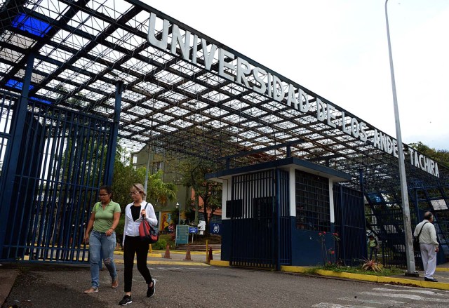 La entrada de la Universidad de Los Andes en San Cristóbal, Táchira   / Foto AFP / GEORGE CASTELLANOS 