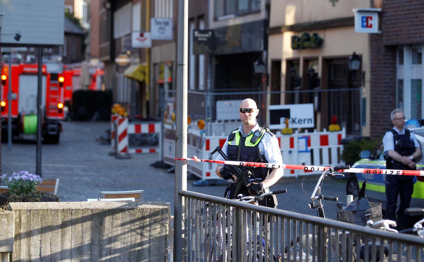 Policía alemana investiga un paquete sospechoso en la furgoneta que atropelló a multitud