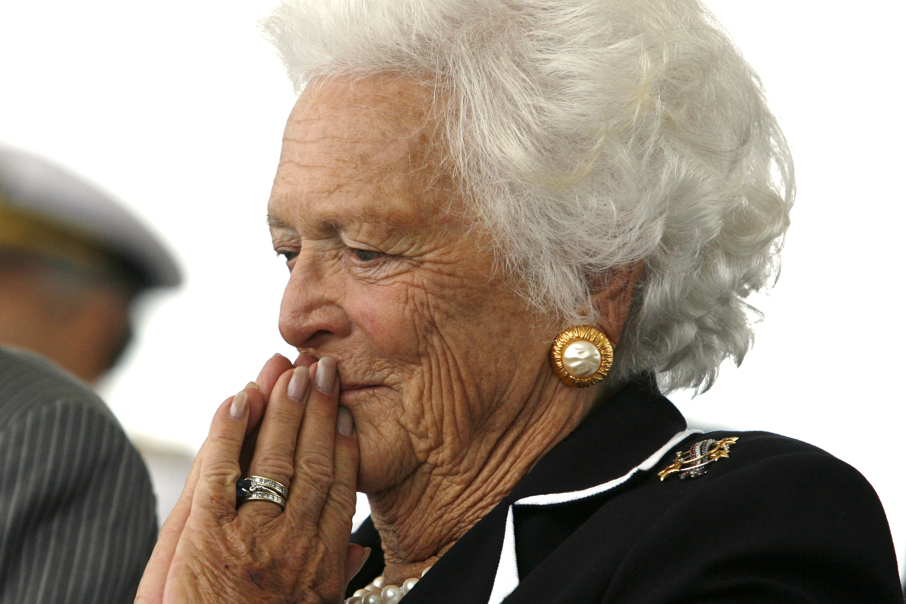 Barbara Bush, madre y esposa de presidentes de EEUU, en delicado estado de salud