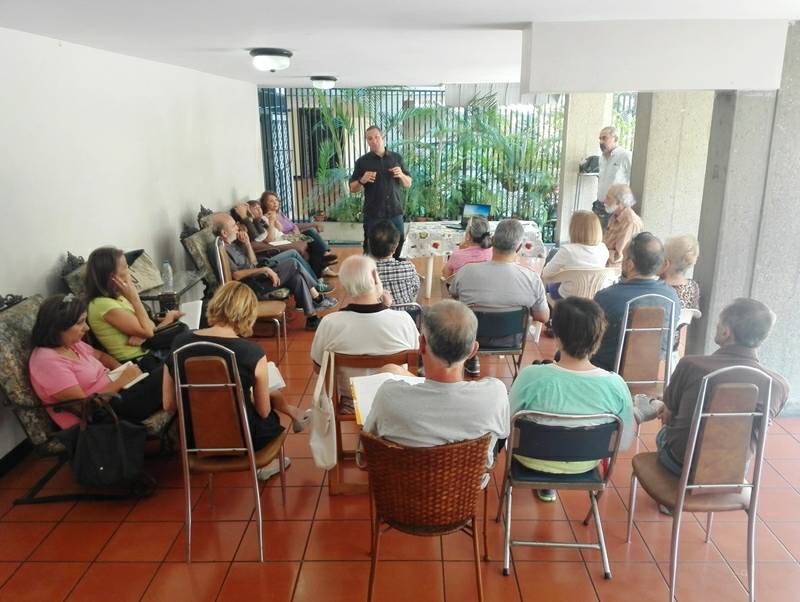 Comunidad de Baruta se organiza para enfrentar grave situación de basura a través del reciclaje