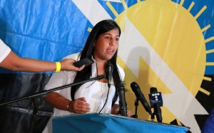 Desiree Barboza: Maduro a juicio es por corrupto y dictador