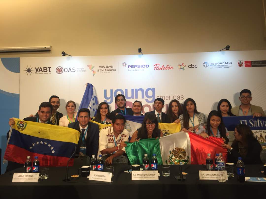 Jóvenes en debate de la Cumbre de las Américas: Venezuela tiene el régimen más corrupto de la región