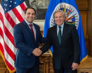 Almagro se reunió con el nuevo embajador de EEUU ante la OEA