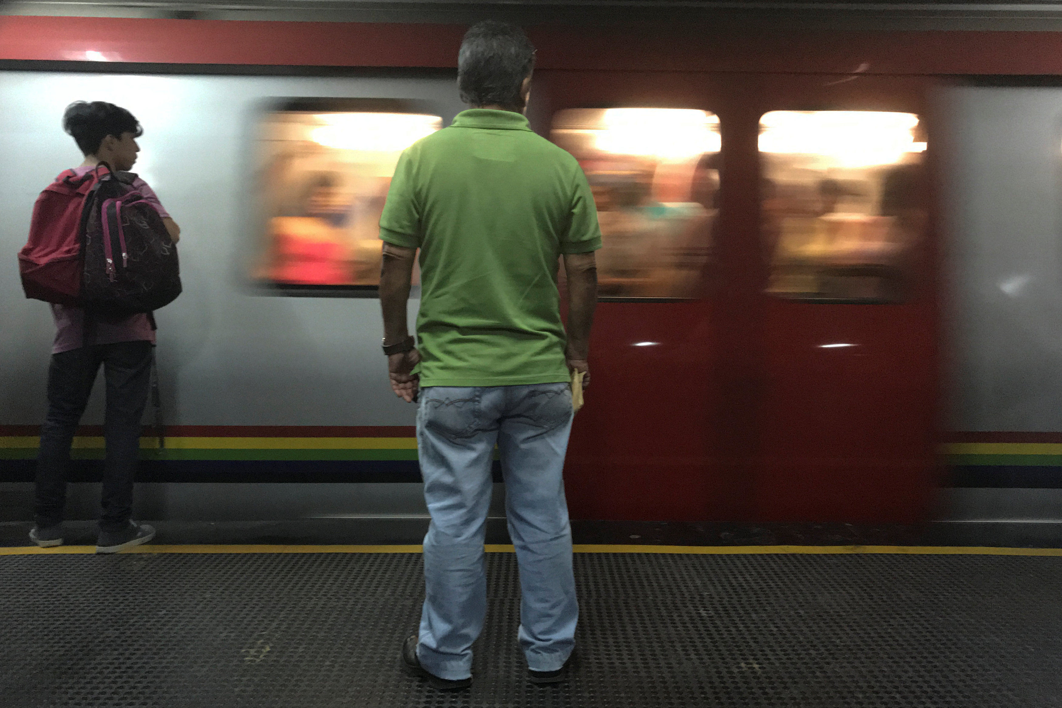 Restablecen el servicio en el Metro de Caracas #24Jun