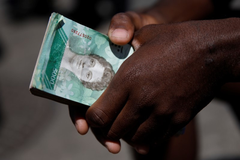 El Nuevo Herald: Inflación de Venezuela se cuadruplica en dos meses hasta casi un 18.000%