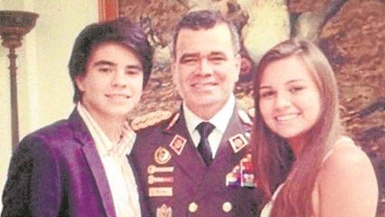 ABC: La parranda del hijo de Vladimir Padrino López en Madrid