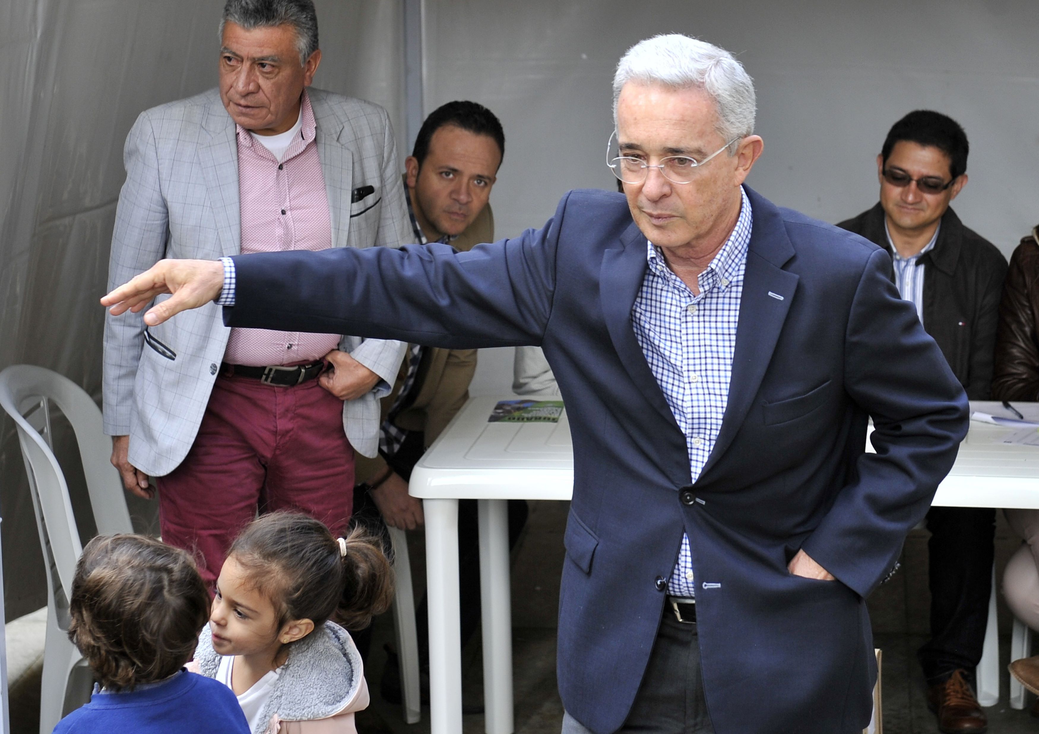 Expresidente Uribe descarta ser el próximo presidente del Congreso colombiano