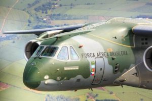 Fuerza Aérea Brasileña intercepta avión con 300 kilos de pasta de cocaína