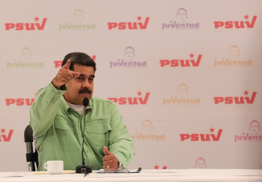 ¿Patadas de ahogado? Maduro anuncia una futura renovación de su inservible gabinete (Video)