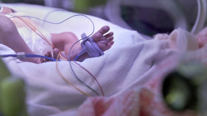 ¡Qué horror! Empleada sanitaria es sospechosa de asesinar a ocho bebés en Inglaterra