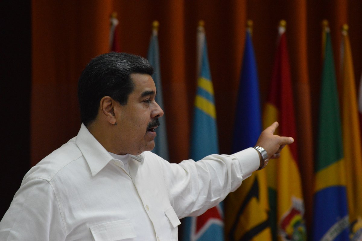 Maduro ningunea a Duque y dice que Uribe gobernará a Colombia por Twitter