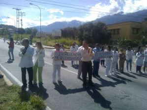 Trabajadores del hospital Sor Juana Inés de la Cruz protestan en Mérida #26Jul (Fotos)