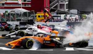El impactante accidente de Fernando Alonso en el arranque del GP de Bélgica de la Fórmula 1 (Fotos y Video)