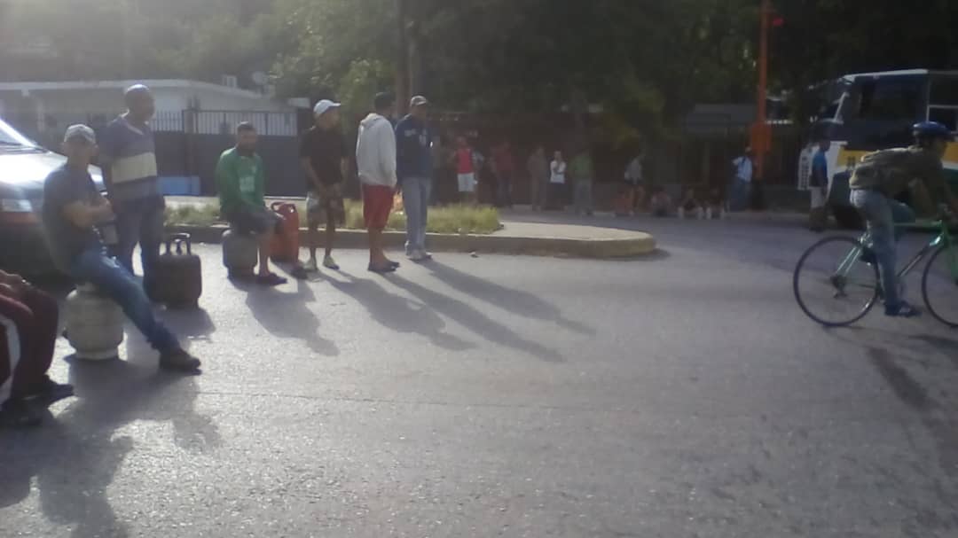 Protestan en Barquisimeto por falta de gas #24Ago