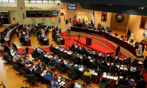 Congreso de El Salvador ratifica tratado sobre prohibición de armas nucleares
