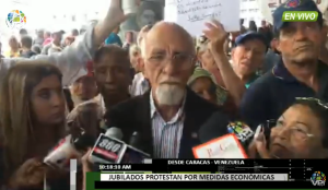 Pensionados y jubilados protestan contra el #Madurazo frente al Ivss  #29Ago