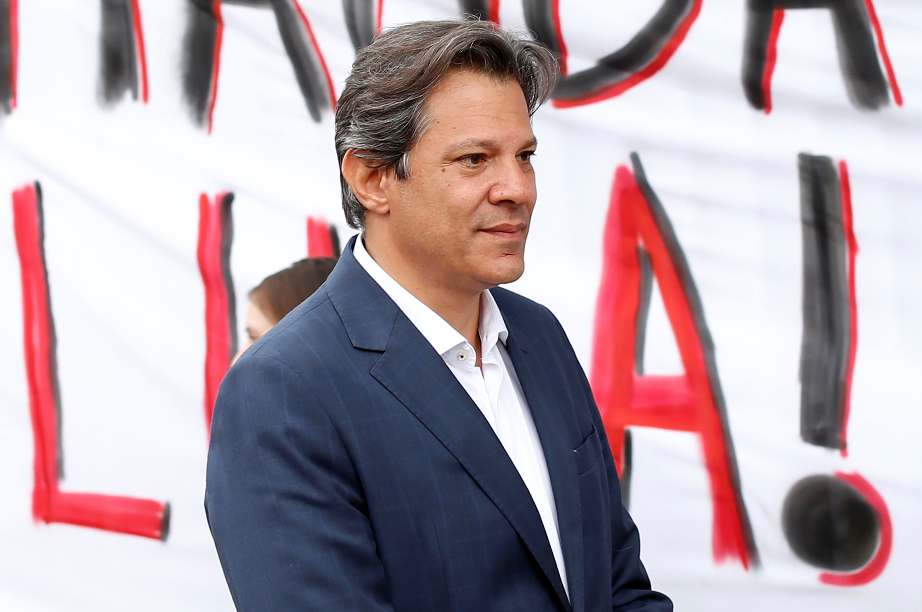 Haddad descarta indulto a Lula si es electo presidente de Brasil