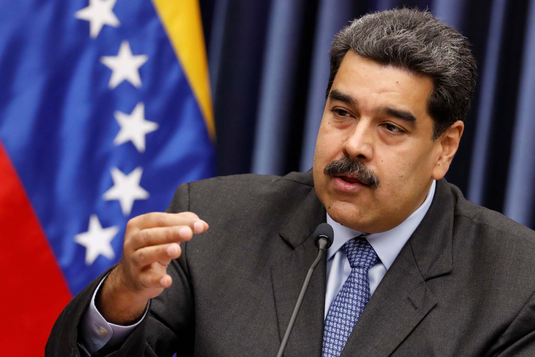 Maduro se acordó de la “libertad de expresión” tras bloqueos a RT y Sputnik