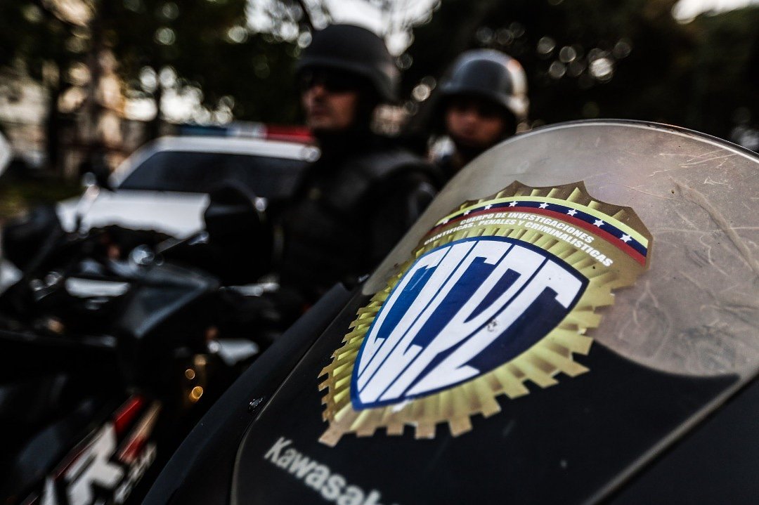 Bandido hurtaba teléfonos en Caracas a punta de cuchillo; su madre se los guardaba