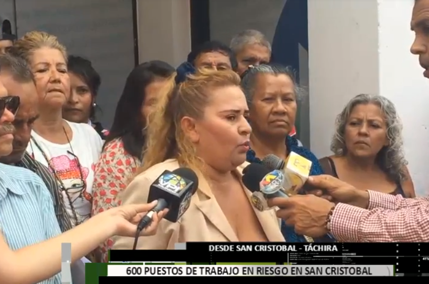 Trabajadores de mercado en San Cristóbal protestan ante posible reubicación #28Sep (Video)
