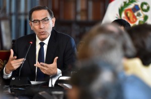 Presidente peruano descarta respaldar una intervención militar en Venezuela