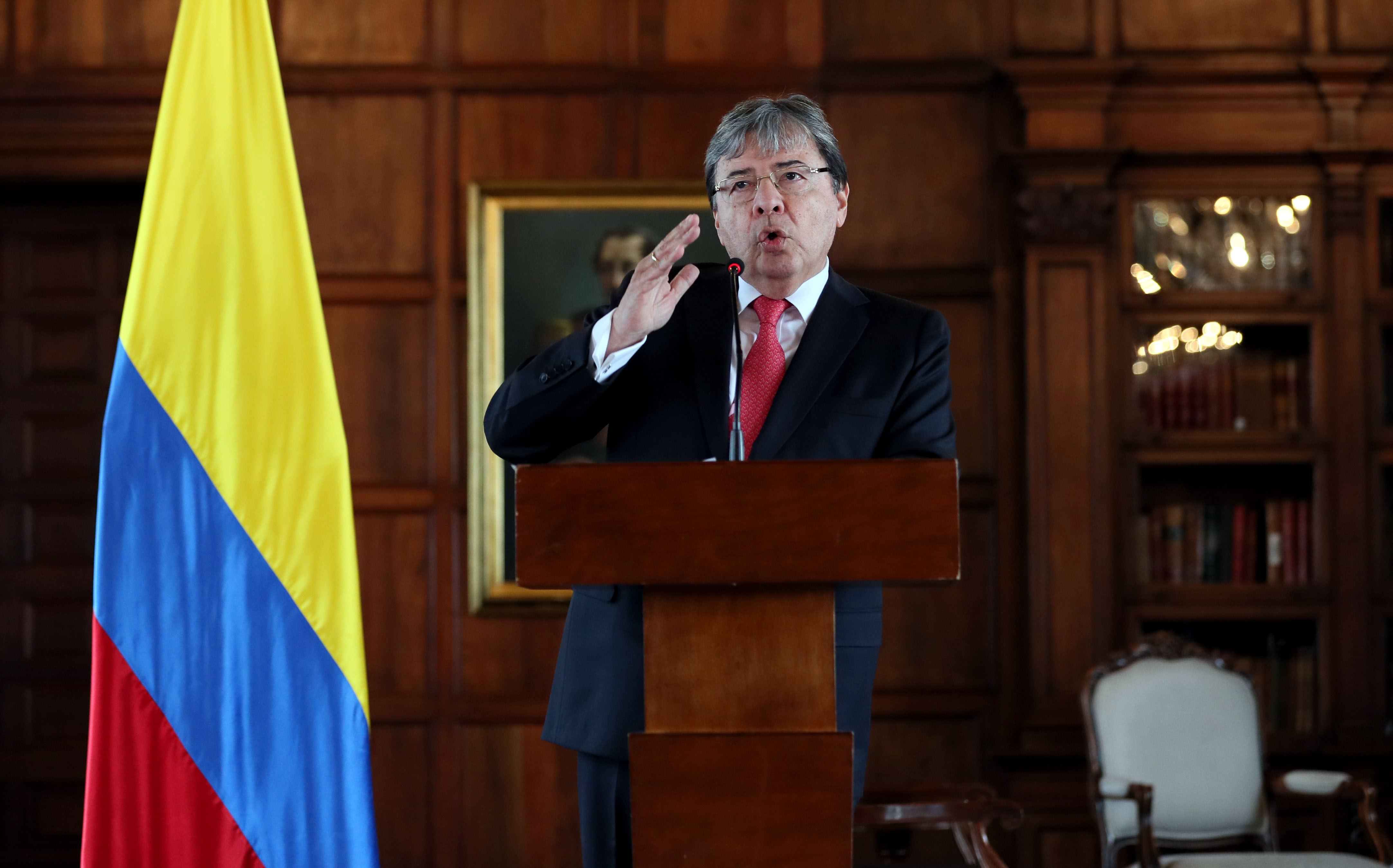 Así recibió el canciller colombiano a Guaidó en el megaconcierto #VenezuelaAidLive (Foto)