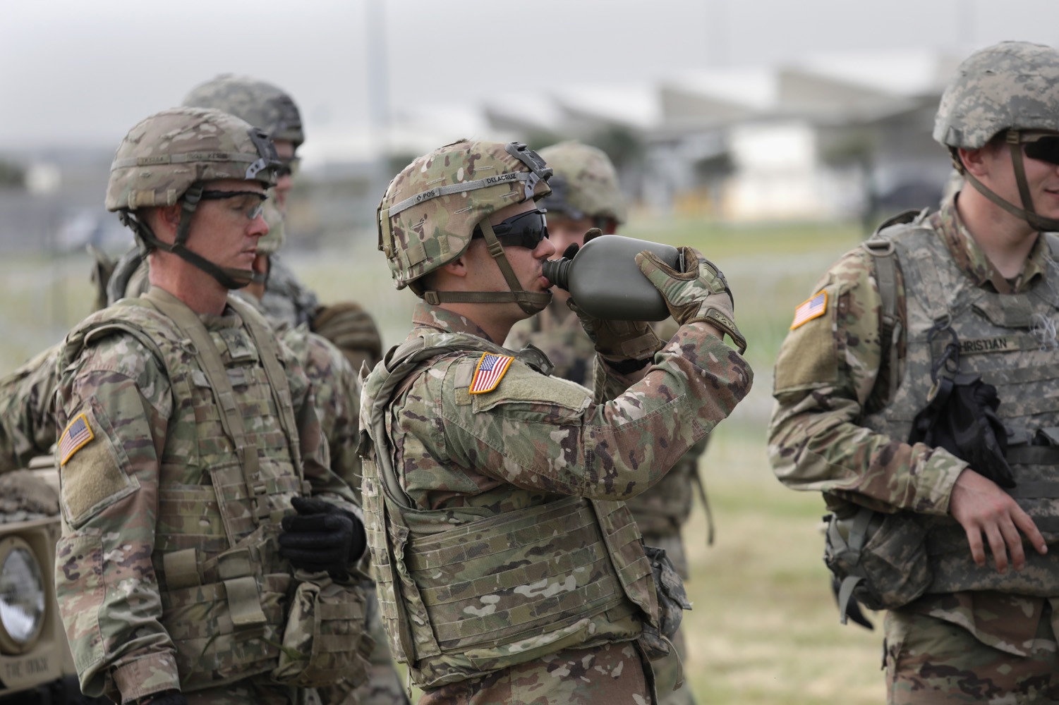 EEUU completará en septiembre una retirada sin condiciones de Afganistán