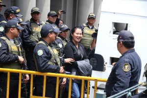Keiko Fujimori califica de injusta y arbitraria su detención en Perú