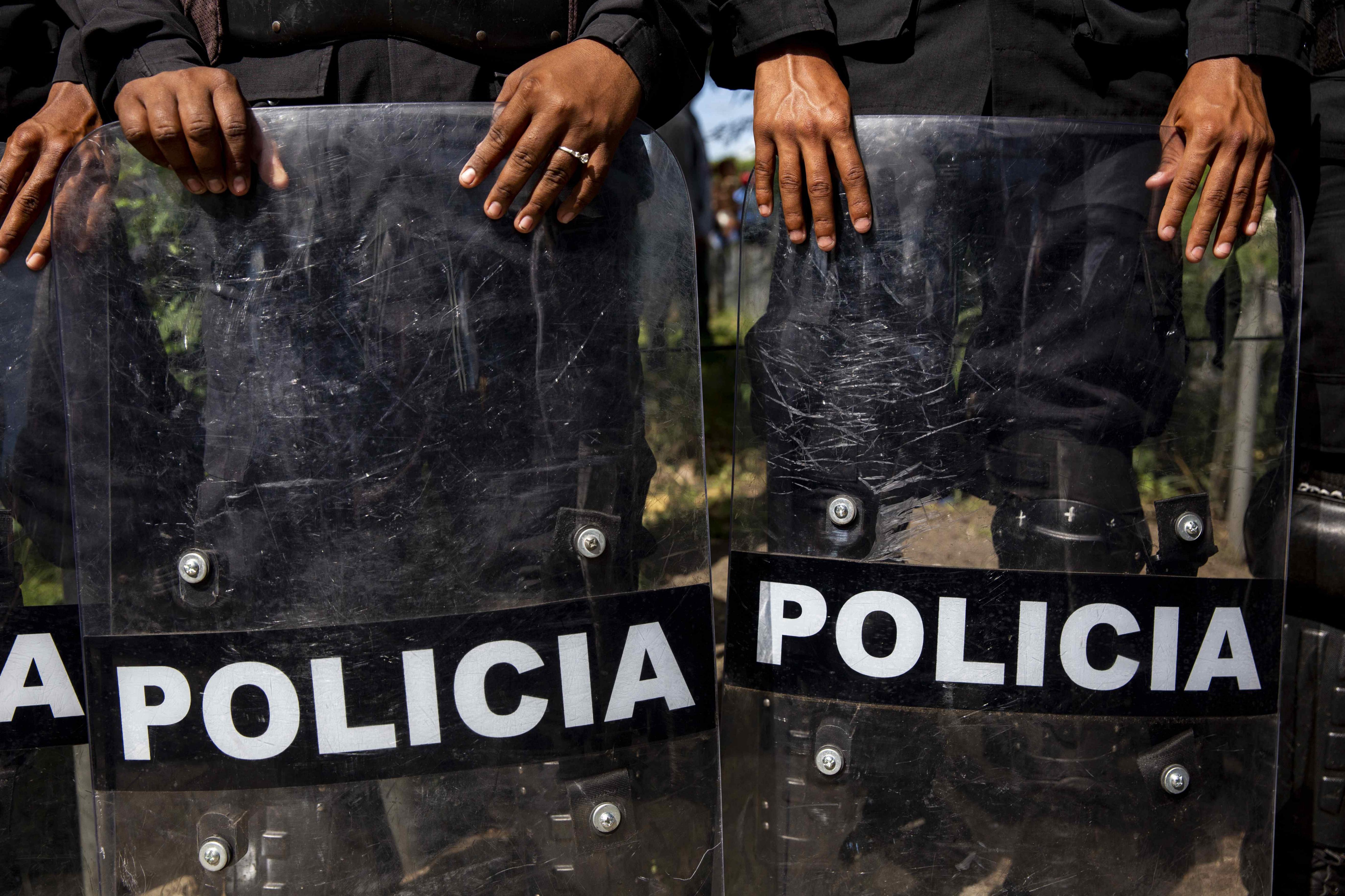 Policía de Nicaragua captura a cuatro personas que participaron en protestas contra Ortega