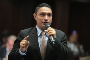 Domínguez: Ineficiente primer año de Lacava frente a la gobernación de Carabobo