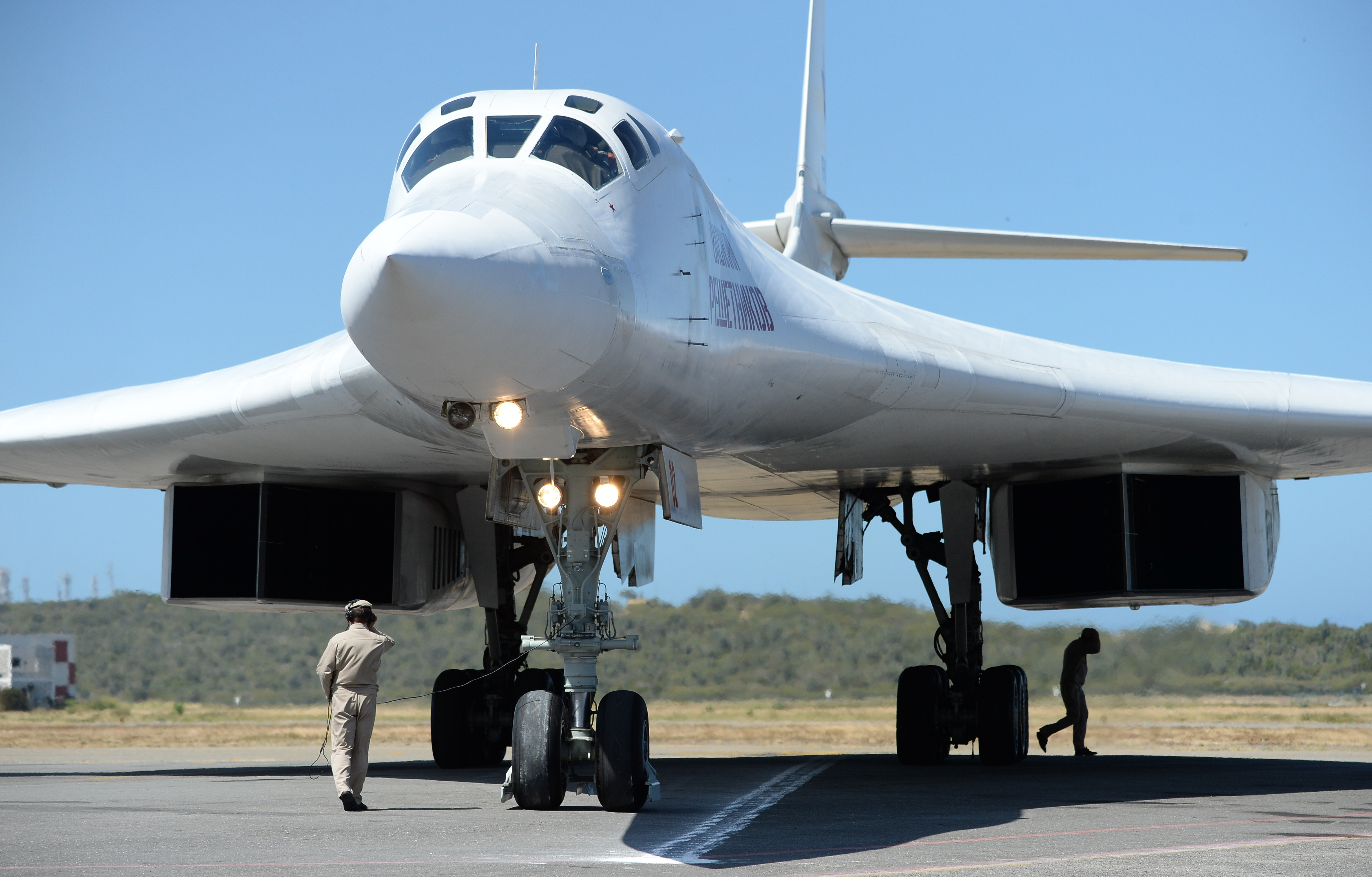 Bombarderos rusos que aterrizaron en Maiquetía son capaces de llevar misiles nucleares (FOTOS)