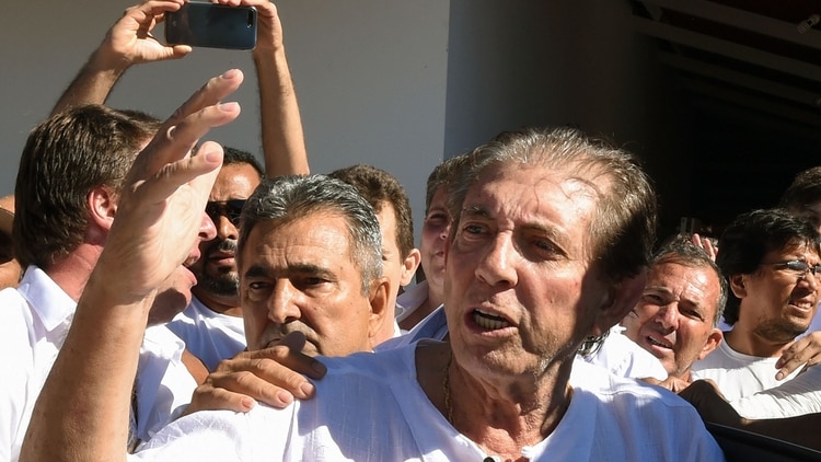 Quién es “João de Deus”, el curandero de presidentes brasileños acusado de violar a 400 mujeres (Fotos)