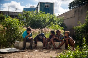 Niños en Venezuela expuestos al trabajo infantil, drogas y abusos