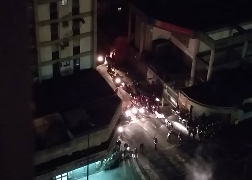 Treinta zonas de Caracas se vieron sacudidas por protestas nocturnas (lista)